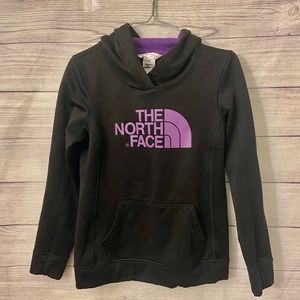 Women's North Face pullover hoodie Medium